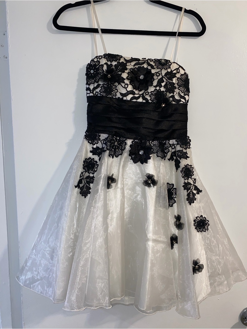 Roberta Bridal Black & White Floral Lace Prom Dress